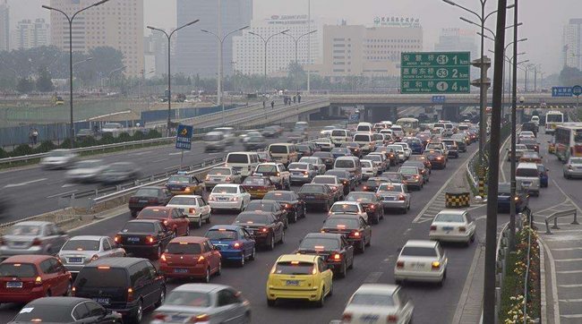 我(wǒ)國汽車(chē)保有量