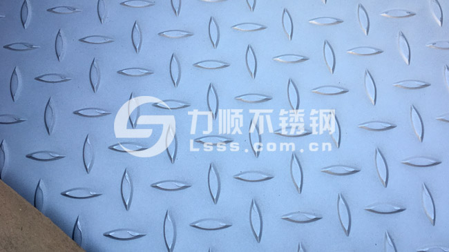 原裝不鏽鋼（gāng）花紋板