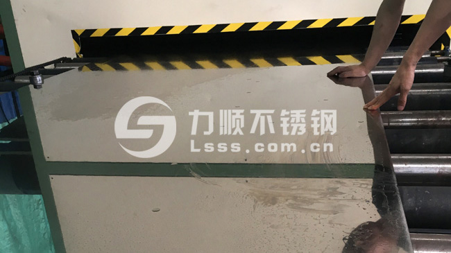 304不鏽鋼中厚板拋光產品（pǐn）