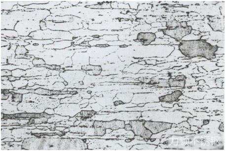 鐵素體及(jí)加熱後碳化物分布
