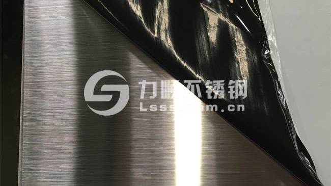 拉絲（sī）不鏽鋼板（bǎn）