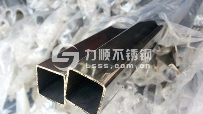 不鏽鋼方管外拋(pāo)光