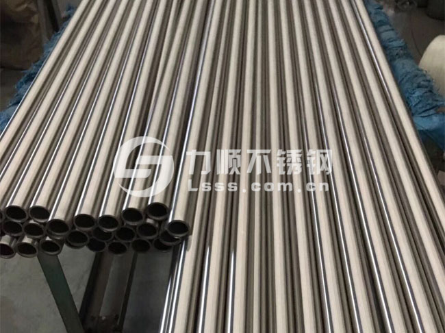 304不鏽鋼管_無（wú）錫外拋（pāo）光圓管