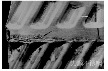 在鹽水中使用(yòng)的墊圈底部的(de)縫隙腐蝕