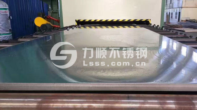 無錫不鏽（xiù）鋼板拋光