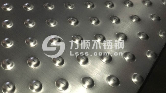 不鏽鋼圓豆（dòu）花紋板