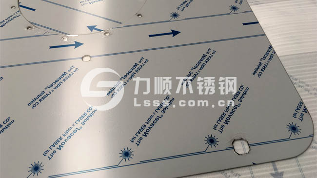 激光切（qiē）割加工不鏽（xiù）鋼板