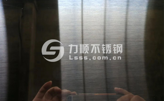 不鏽鋼鏡麵拉絲效果圖片