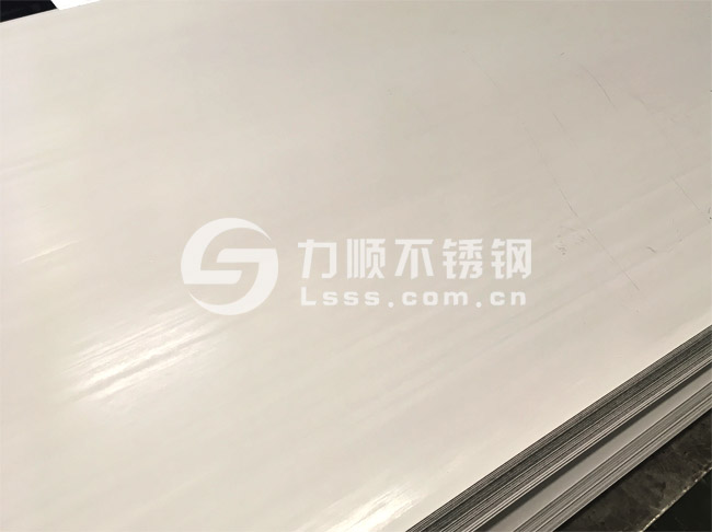 304不（bú）鏽鋼熱軋板_4個厚熱軋