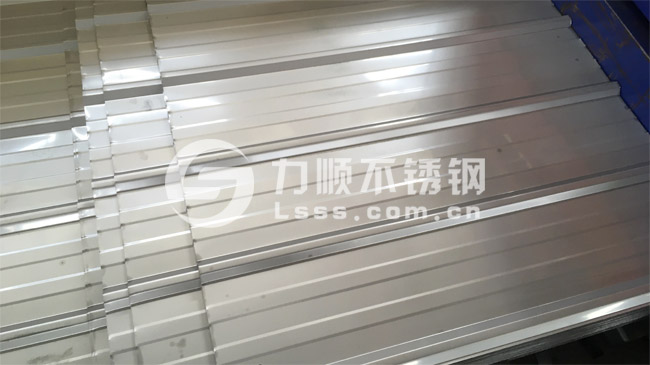 不鏽鋼（gāng）壓型板,304不鏽鋼瓦,不鏽鋼（gāng）瓦