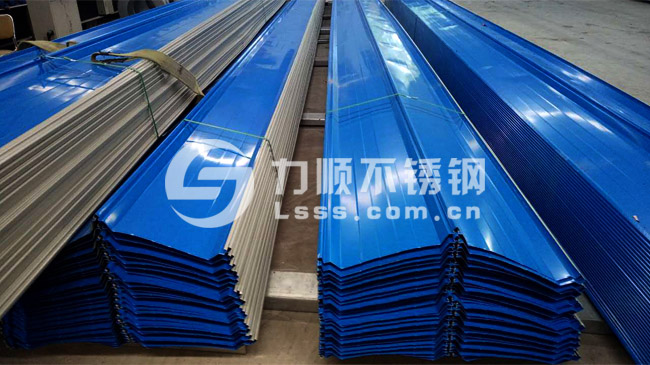 不鏽鋼彩塗壓型板,不鏽（xiù）鋼（gāng）彩塗（tú）板,不鏽（xiù）鋼壓型板,不鏽鋼彩鋼瓦