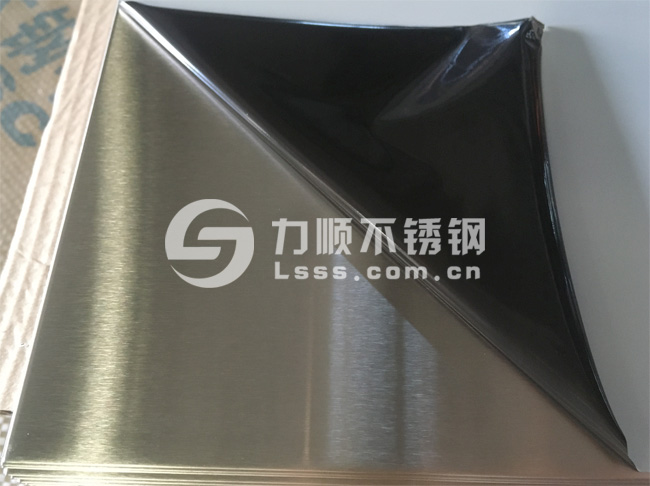 無錫不（bú）鏽鋼拉絲板1.5mm_拉（lā）