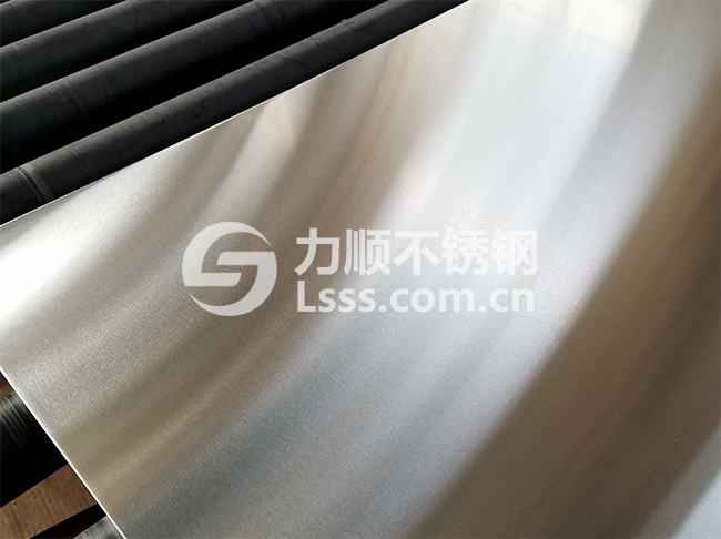 不鏽鋼拉絲板_304油磨拉絲板